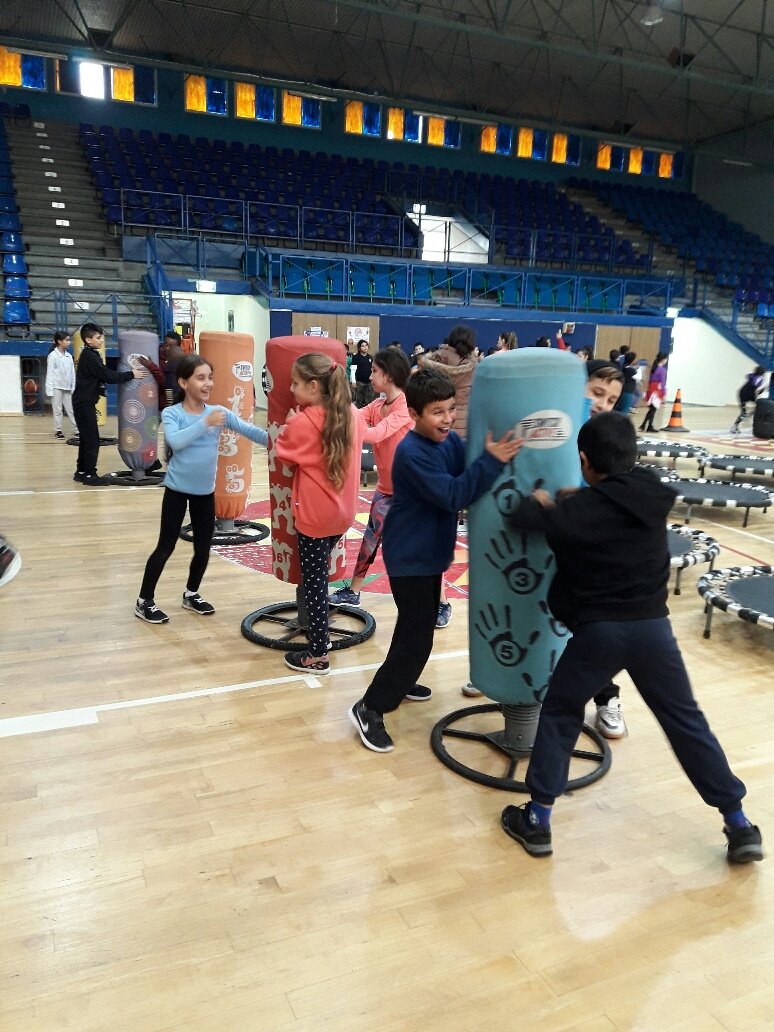 באדיבות בית ספר ביאליק