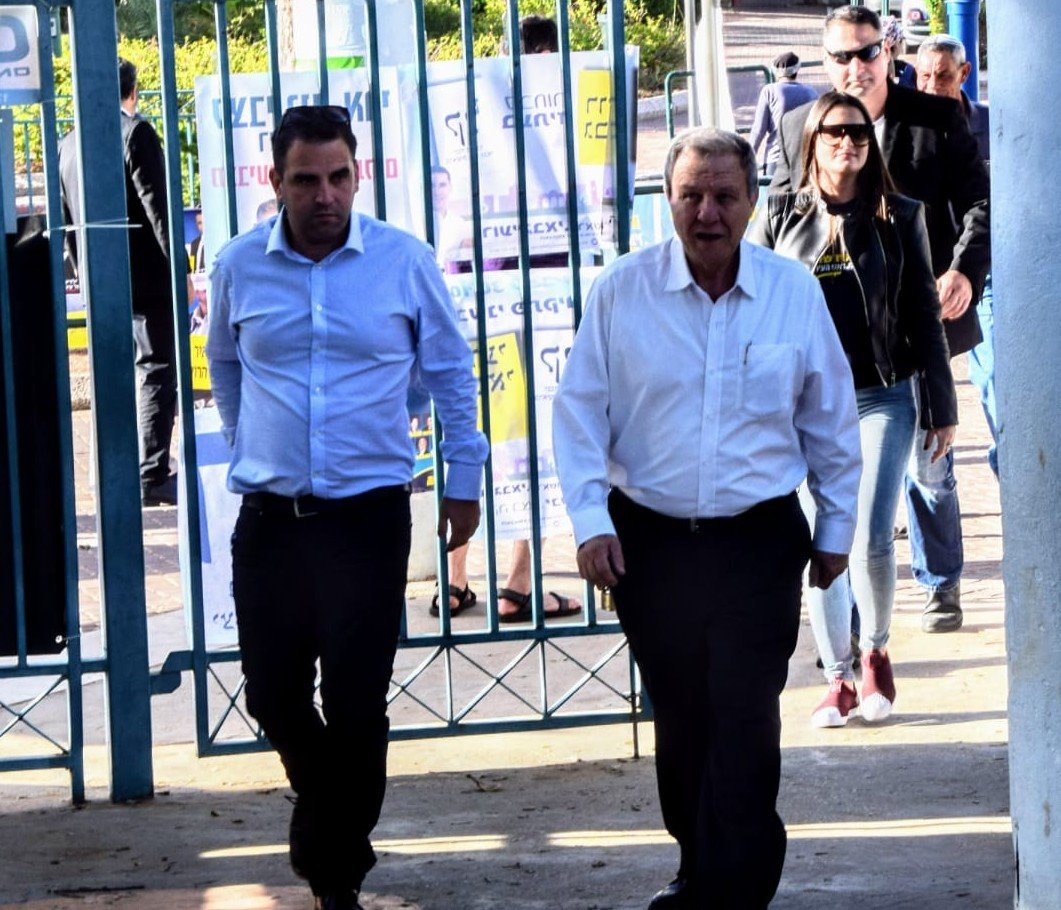 מאיר שטרית בוחר