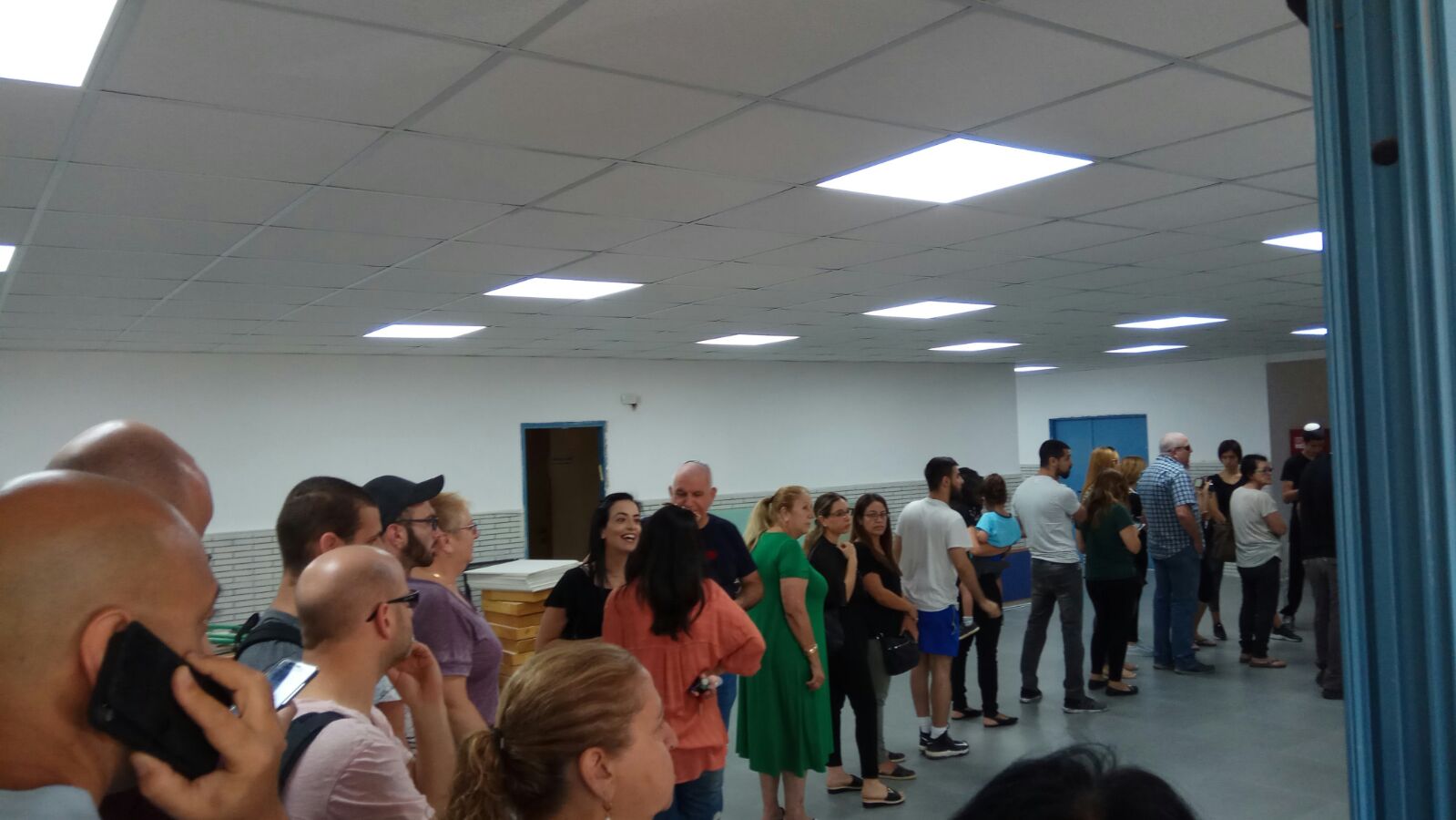 תורי ענק ביבנה