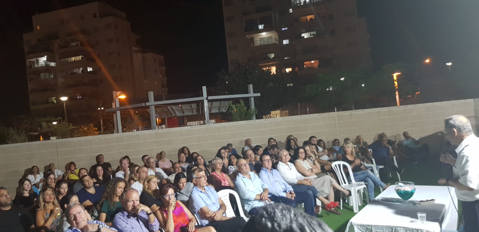 חוג בית של מאיר שטרית