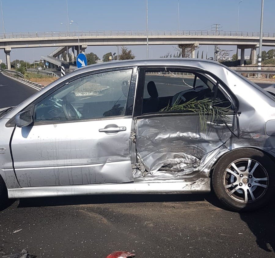 הרכב שספג את המכה