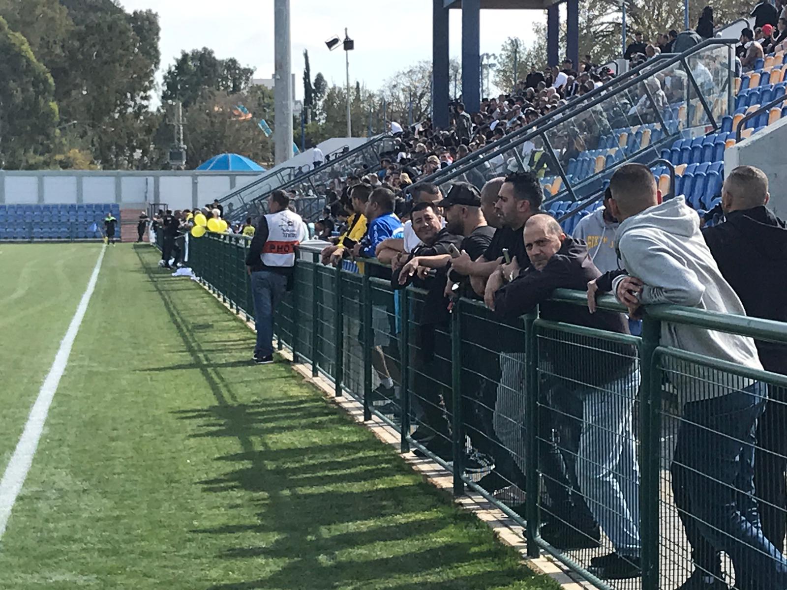 500 אוהדים היום באצטדיון ביבנה