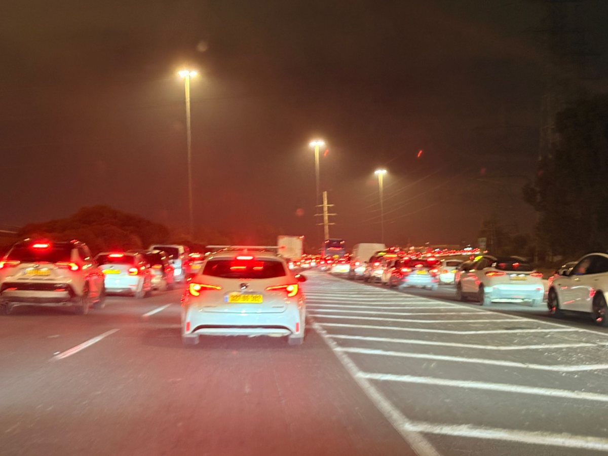 עופר אשטוקר