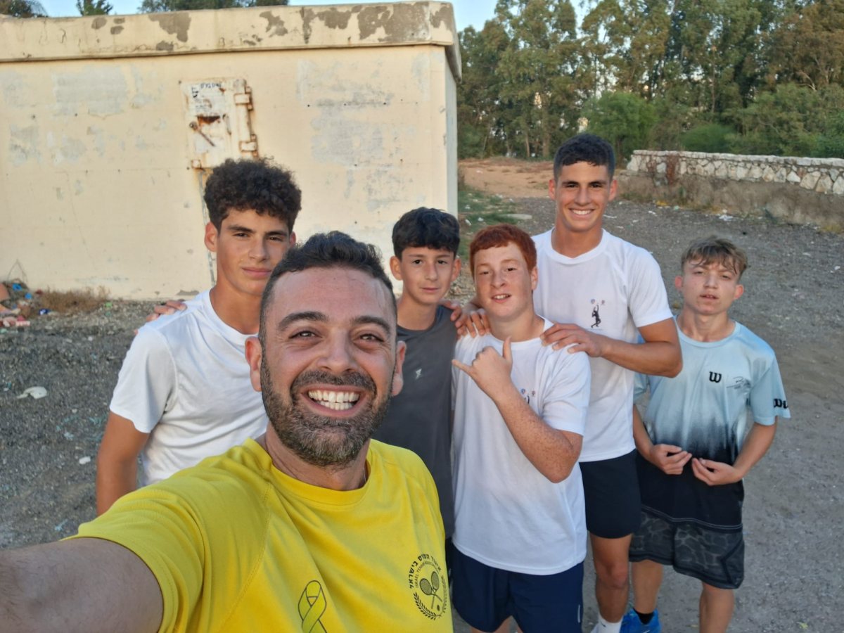 באדיבות עיריית יבנה