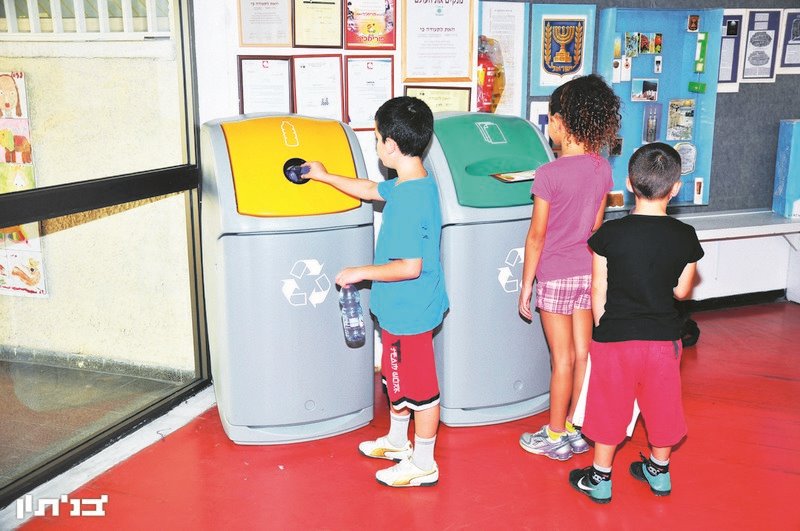 מחזור בבתי הספר