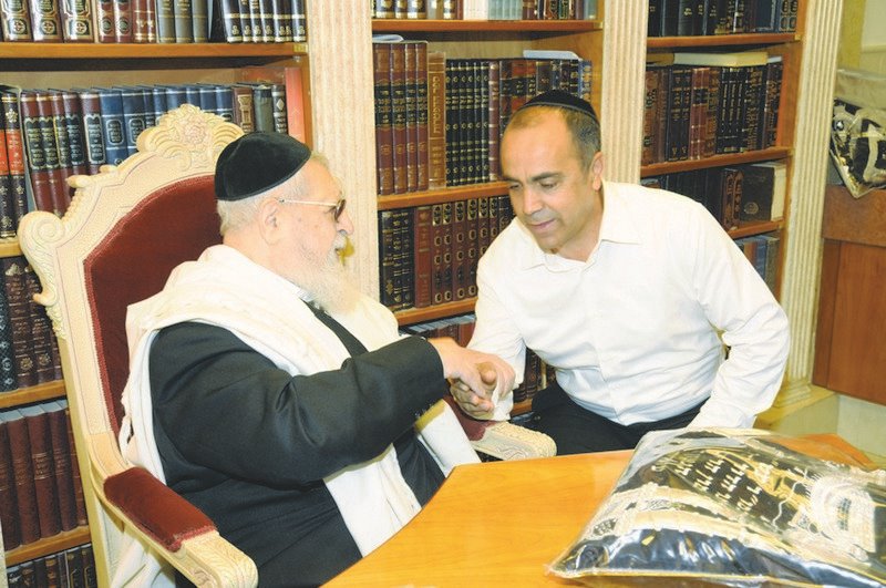 בש''ס נשמעים לרב עובדיה יוסף