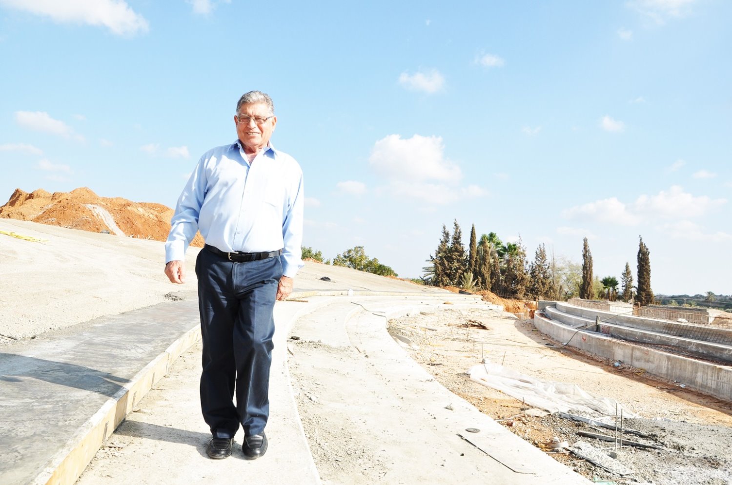 גוב ארי על טריבונת המאפי החדש