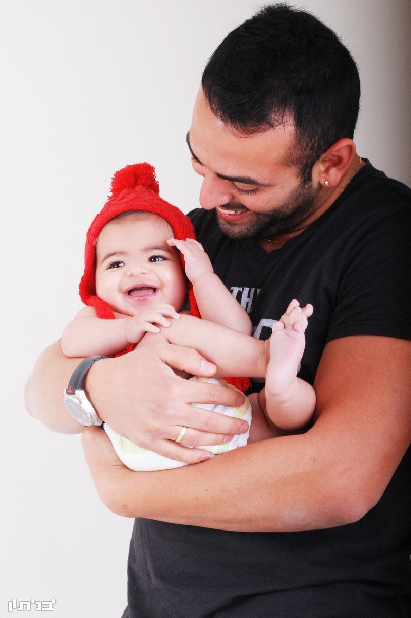 אבא רם ואופרי. לומד לחתל