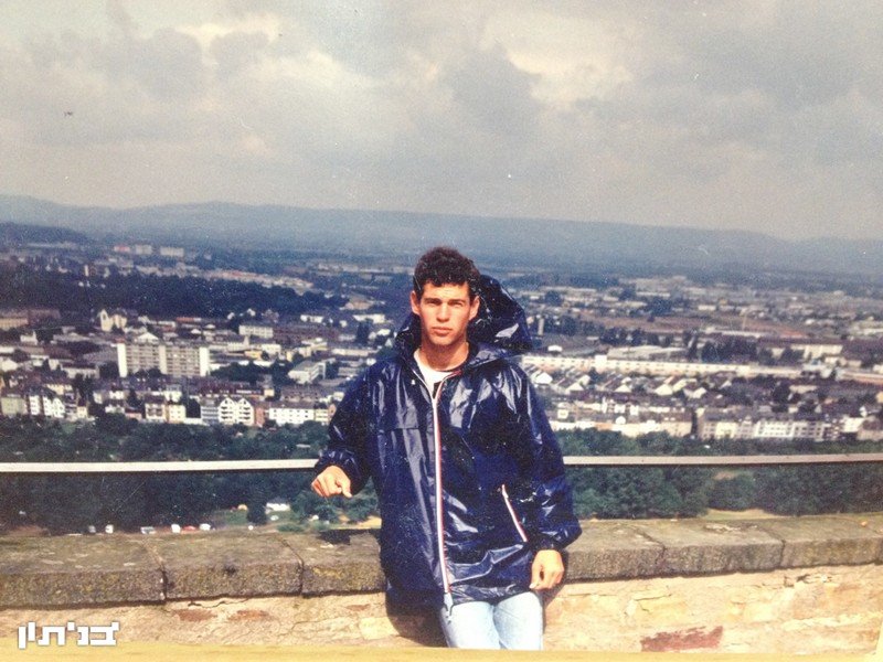 יריב אהב לטייל