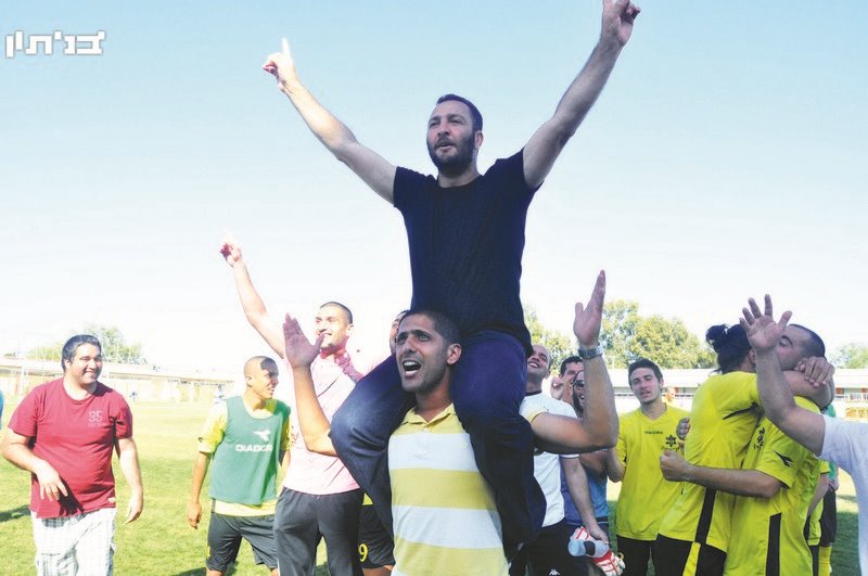 חגיגות האליפות ביבנה