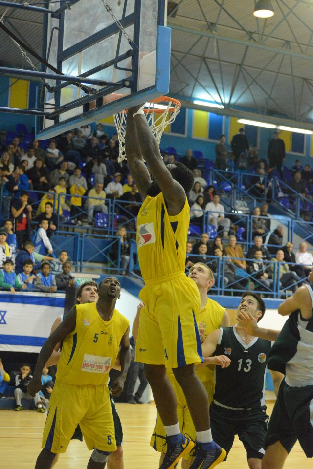 הקהל בשבזי צריך לדחוף את הקבוצה