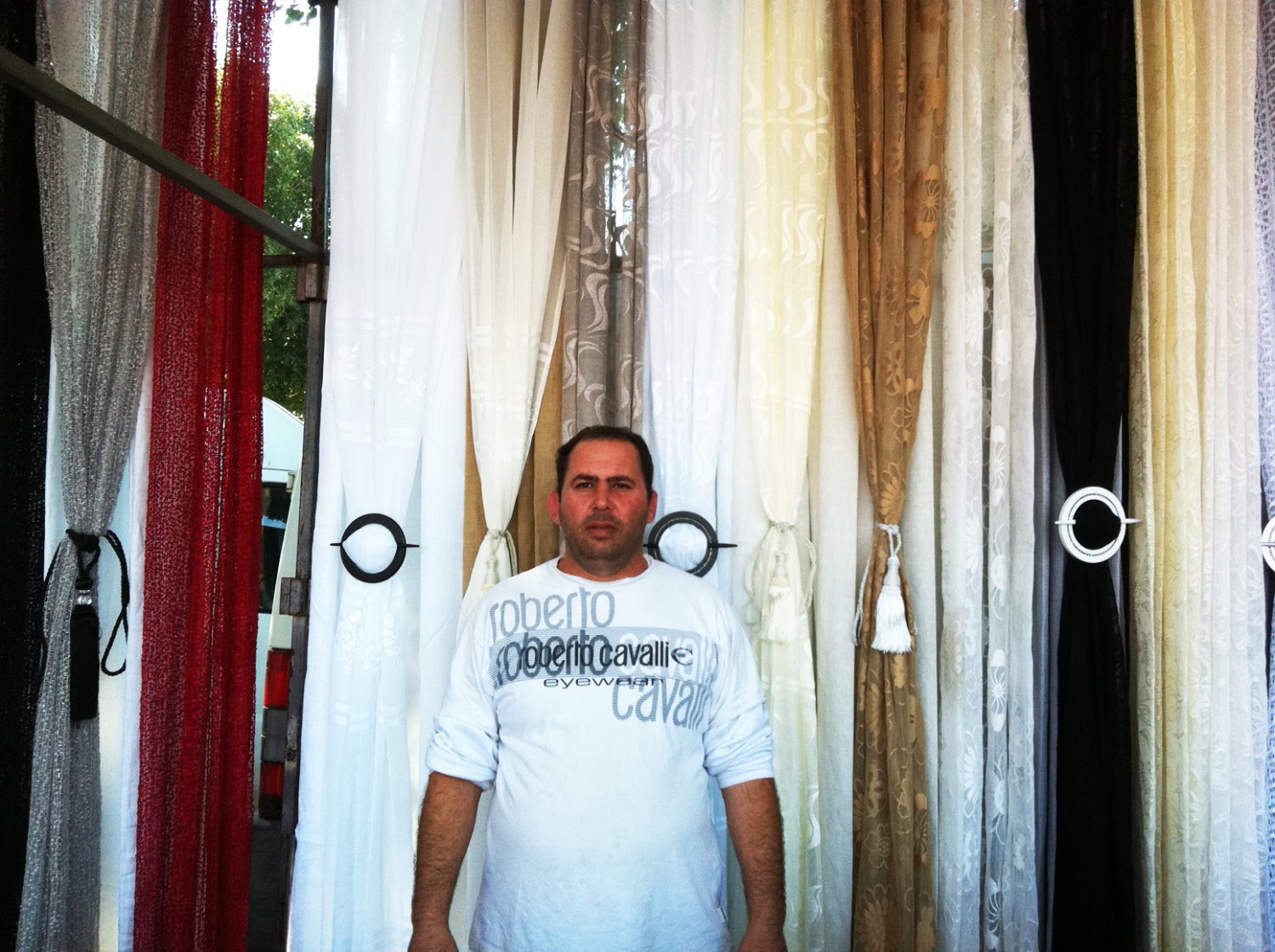 גיא וקנין, מתמחה במוצרי טקסטיל