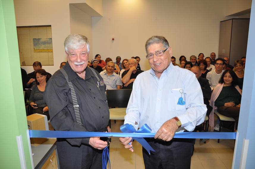 גוזרים את הסרט, גוב ארי ופרופ&#39; גינת