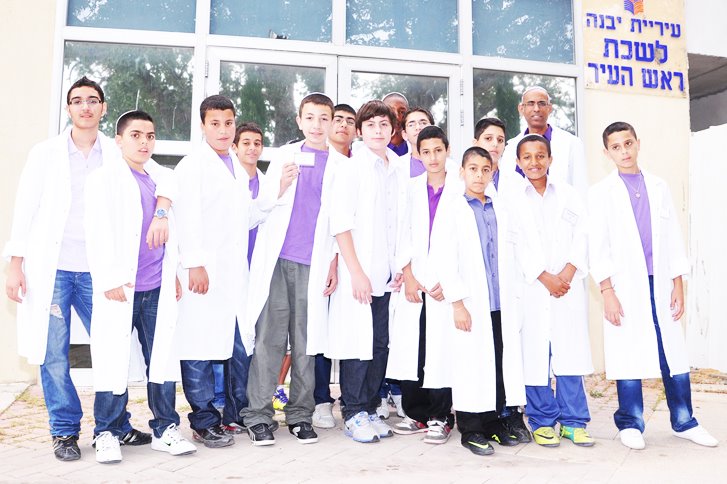 תלמידי מגמת ביו-הייטק בתיכון נריה