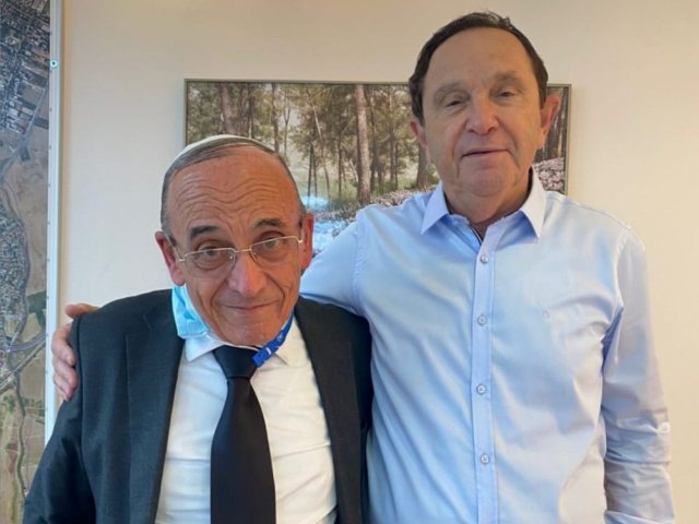אלי דקל ומסינג