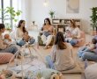 לרגל שבוע עידוד ההנקה: בוקר מיוחד לאימהות ותינוקות במרכז הצעירים "הסלון" ביבנה
