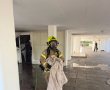השריפה ברח' השרביטן: כלב חולץ, שתי דיירות נפגעו