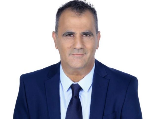 אלי אלוש