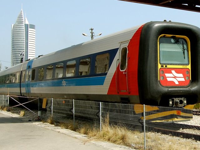 להגיע בזמן לקלפי. צילום: 'ויקיפדיה'
