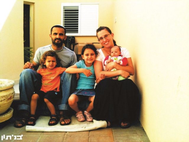 איתיאל שרעבי אלוף אמנויות לחימה