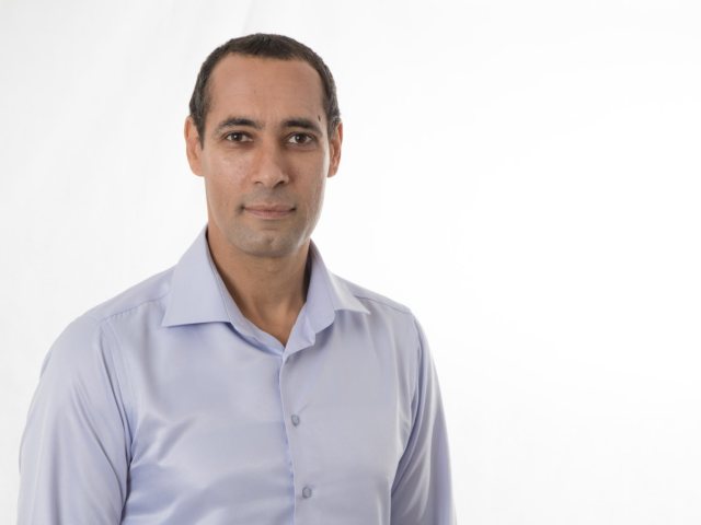 עו"ד רם שרון