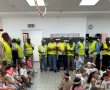 חינוך לערכים ביבנה: ילדי הגנים הפתיעו את עובדי הניקיון עם שי מתוק לשנה החדשה