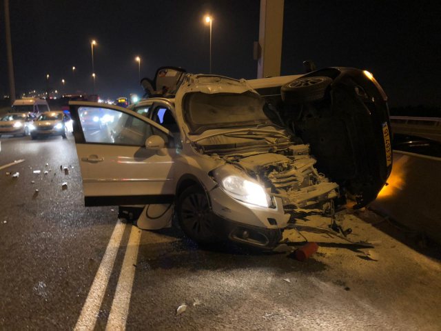 רכבים עולים באש בדרך ליבנה מאשדוד