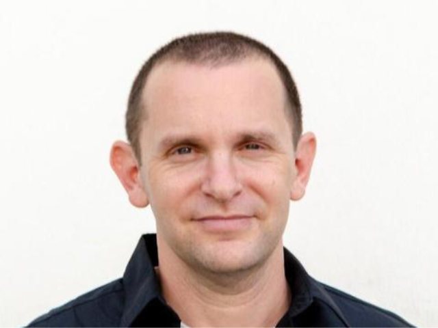 מסינג מבטל את מועמדותו
