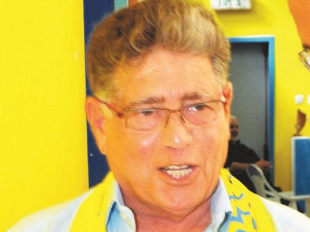 האוהדים המאושרים עם גוב ארי